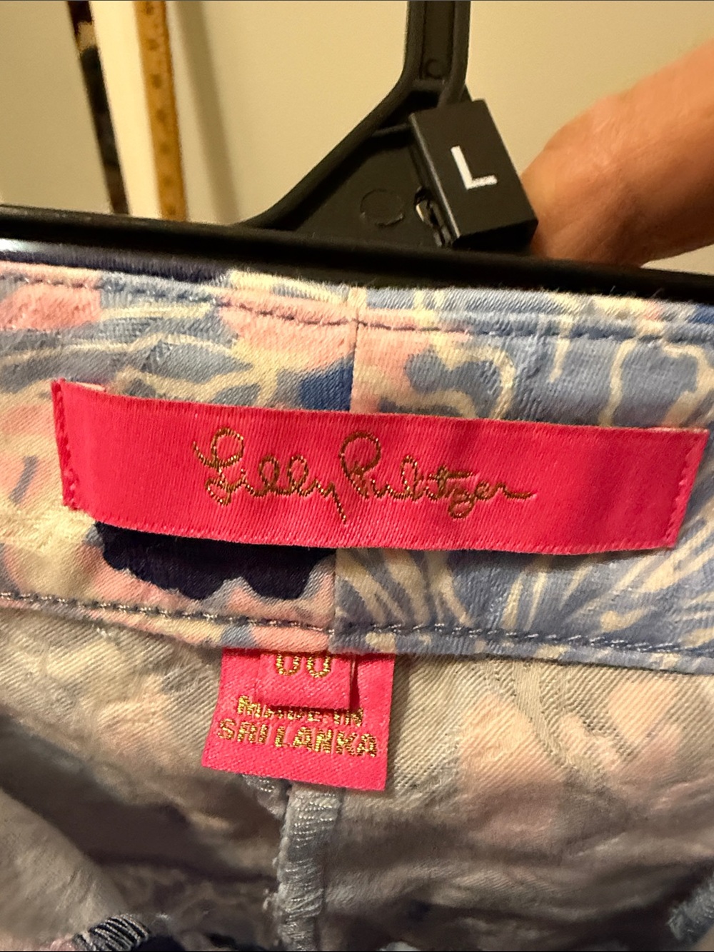 Lilly Pulitzer skinny Pants with beautiful floral and slightly flared leg